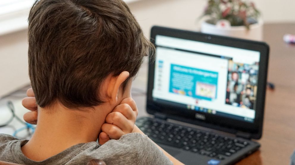 Anulan el DNU que declar� "servicio esencial" a las telecomunicaciones
