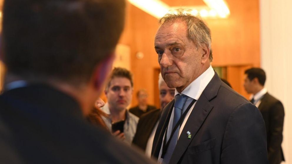 Daniel Scioli tantea formar parte del gobierno de Javier Milei