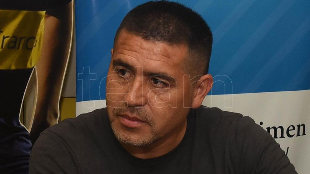 Riquelme: Quieren privatizar el club y usarlo para la política
