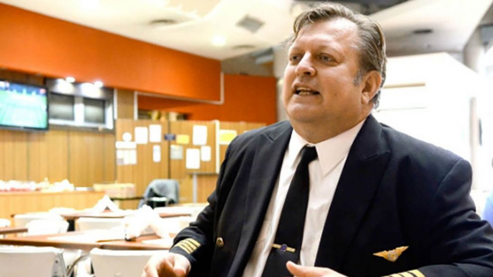 Los sindicatos buscan "hallar soluciones que "no afecten la estabilidad y condici�n laboral y los salarios"