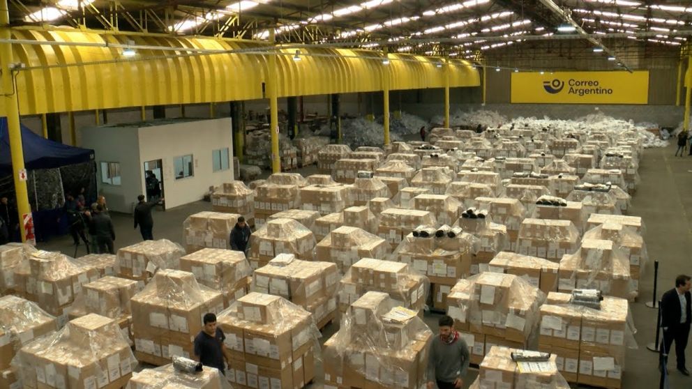 Correo Argentino distribuye un total de 104.520 urnas en todo el pa�s