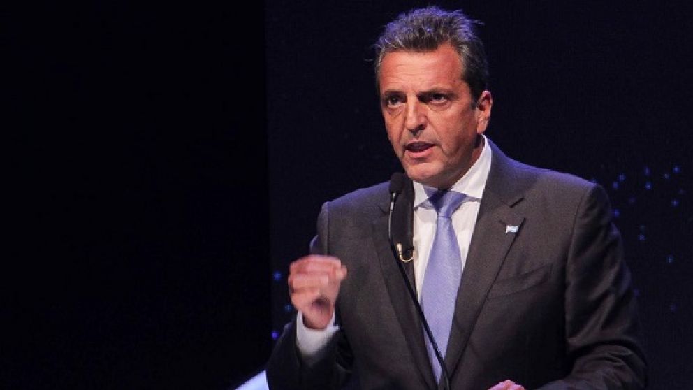 Massa expone sus propuestas ante el Cicyp
