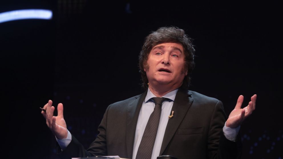 En los debates, el libertario volvió a apuntar contra el rol estatal en el comercio exterior