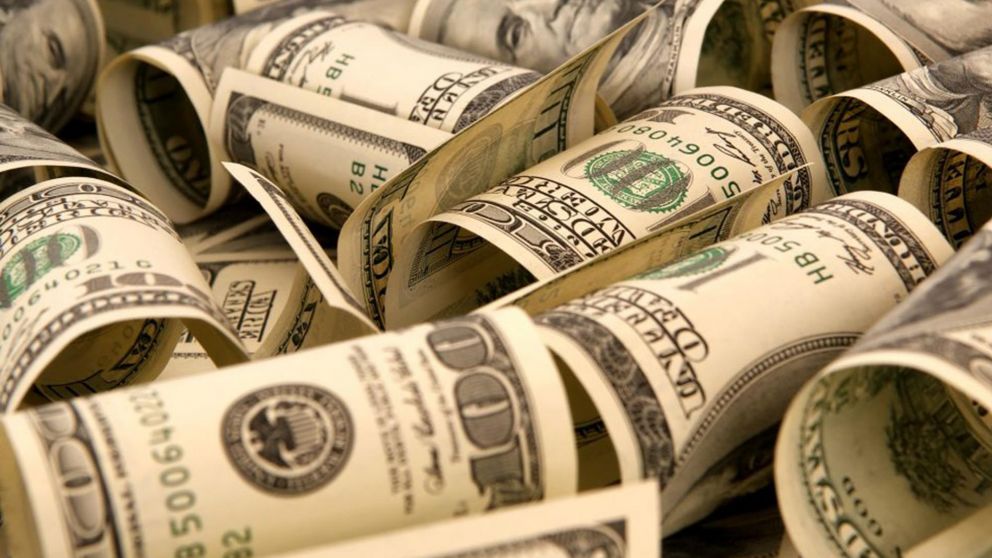 El dólar MEP trepó 24% en el mes, pese a la intervención oficial