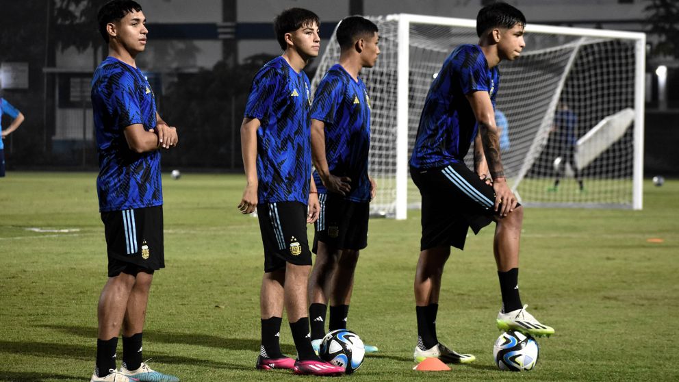 Sub-17 Argentina busca triunfo ante Jap�n tras caer en debut
