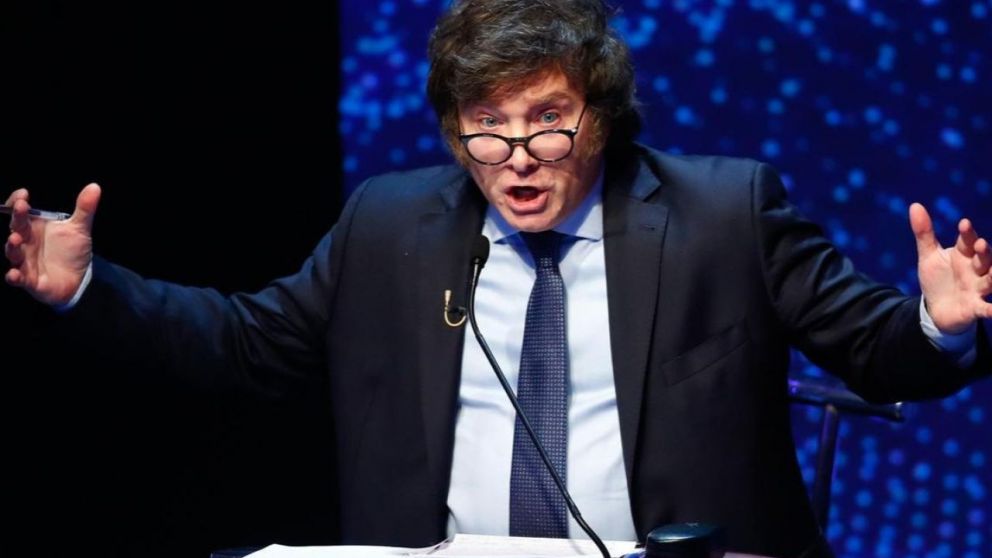 La carta pide no votar a Milei