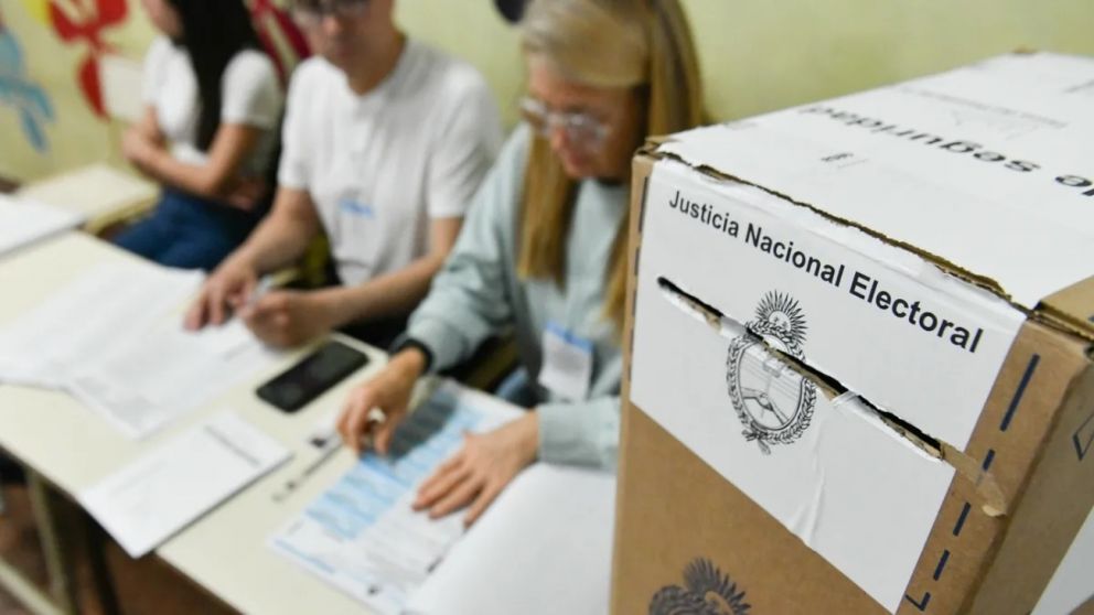 Datos oficiales de las elecciones 2023: hubo un 26% de ausentismo