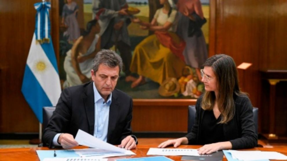 Sergio Massa y Fernanda Raverta anunciaron un nuevo beneficio