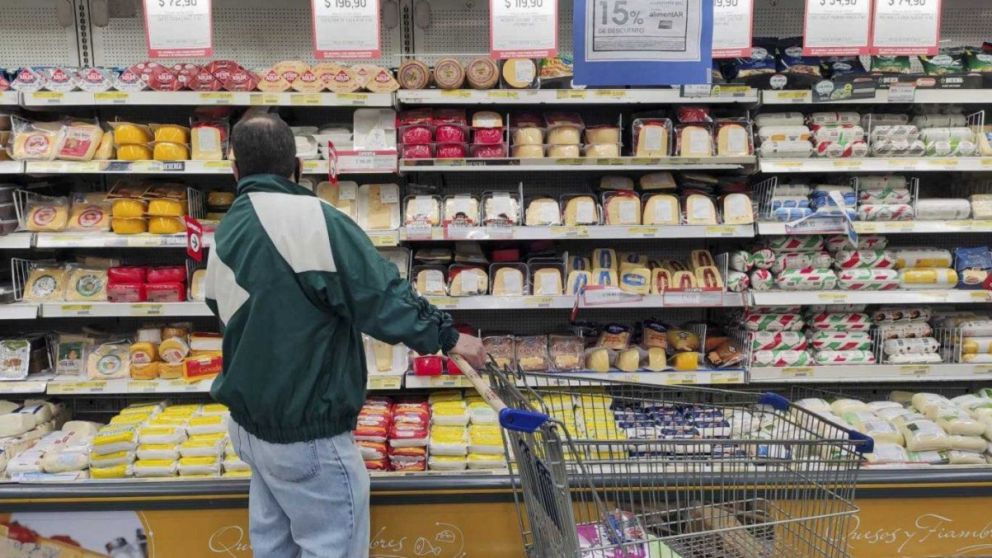 Se desaceleraron los alimentos y la inflación volvió a una cifra en octubre