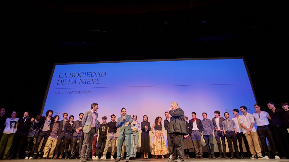 La nueva película de Bayona, producida por Netflix, ovacionada en Mar del Plata