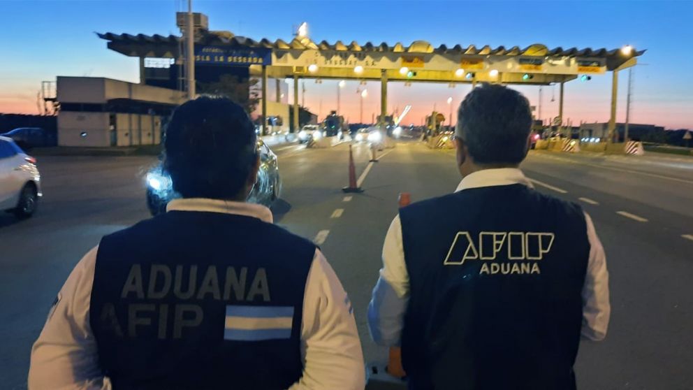 Aduana puso en funcionamiento un nuevo escáner en el puente Rosario-Victoria