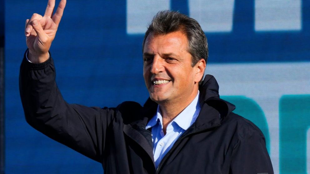 Massa se reunió con integrantes de la UCR