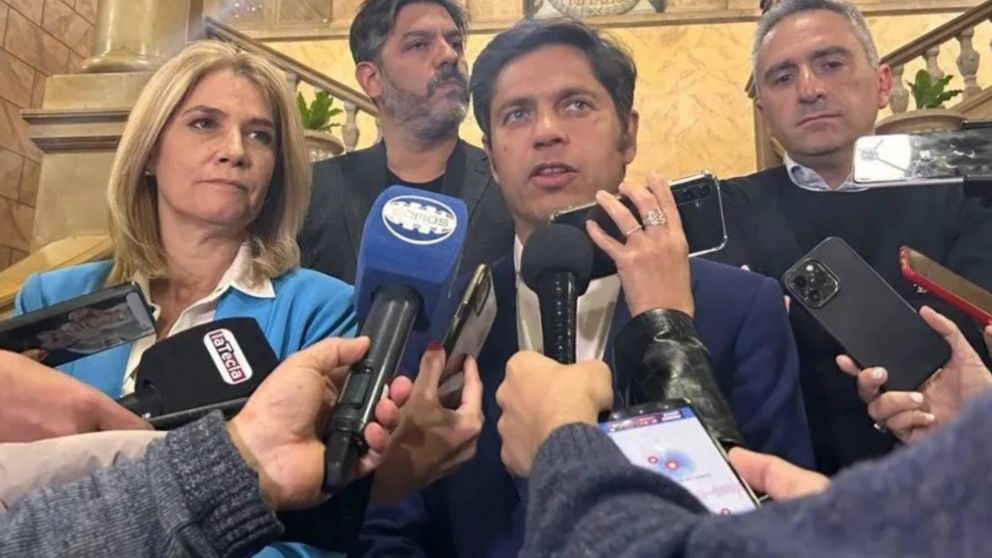 El Gobierno bonaerense convocó a estatales y docentes para revisar acuerdo salarial