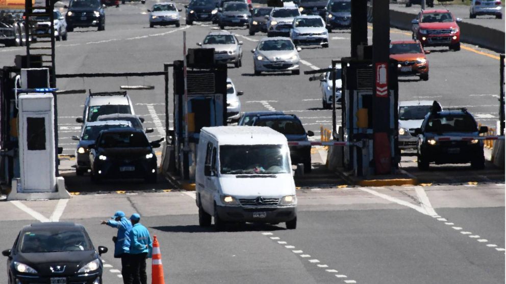 Aumentan subtes, peajes, VTV y estacionamiento en CABA: cuánto costarán