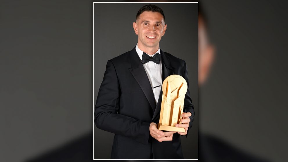 Dibu Martínez, premio al Mejor Arquero en el Balón de Oro