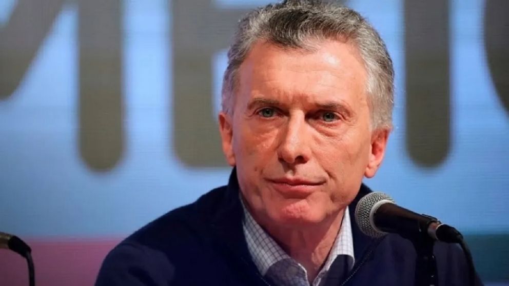Fuego cruzado entre Macri y referentes del radicalismo