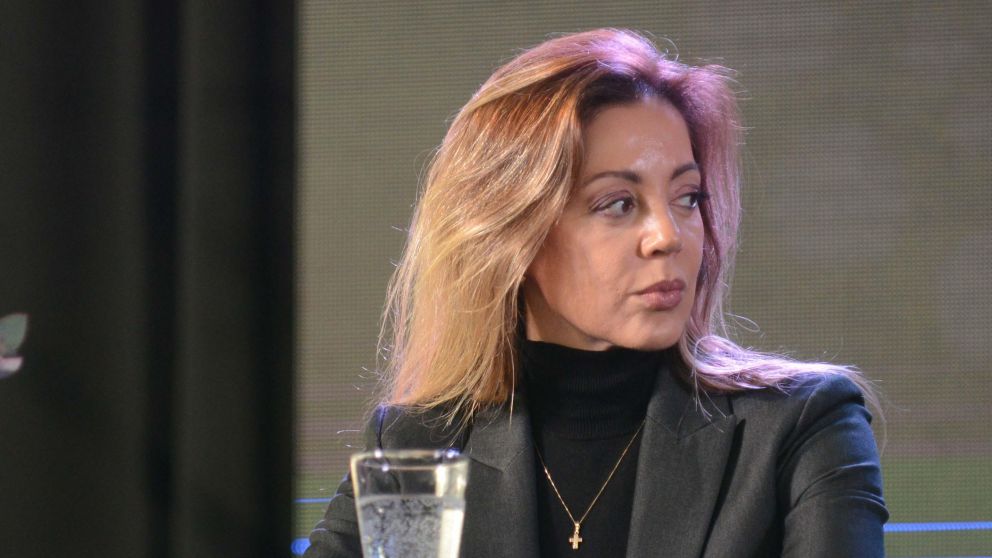 Flavia Royón postergó los incrementos tarifarios hasta abril