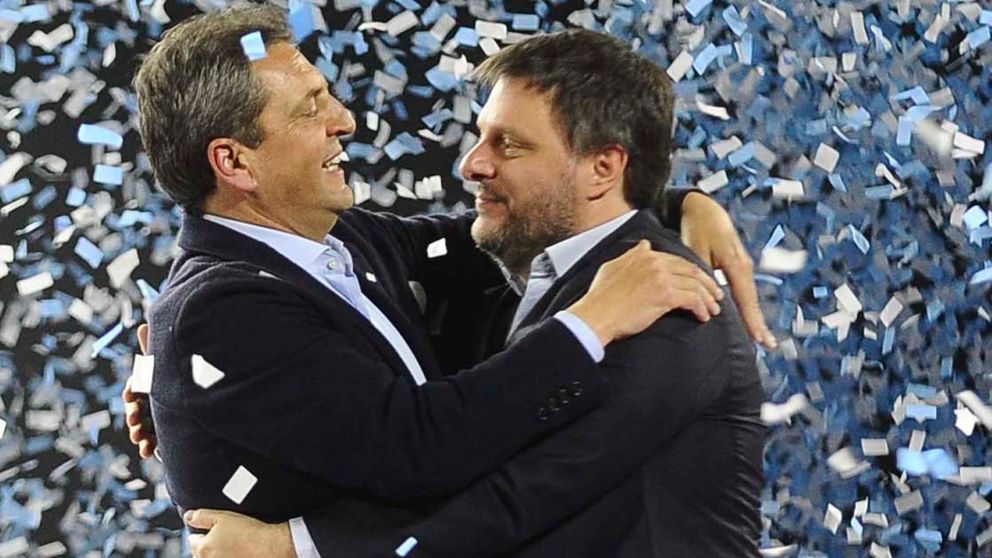Leandro Santoro sacó el 32,20%, mientras que Macri sacó el 49,61% de los votos.