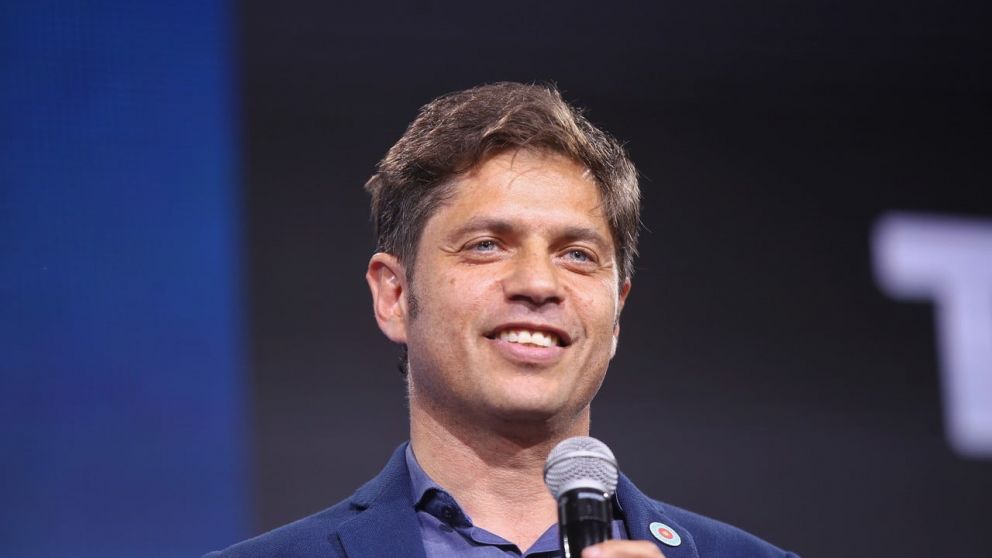 Tras el triunfo electoral, Kicillof se reunirá con los intendentes de UxP.