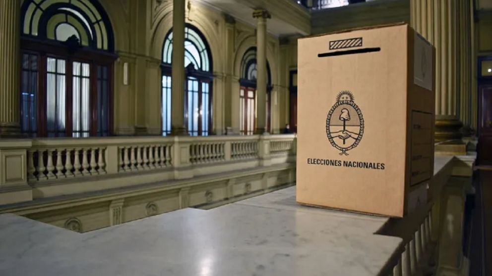 Encuestas previas a las elecciones 2023