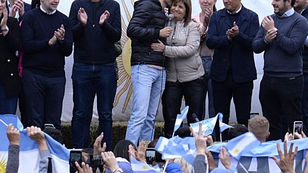 Bullrich cerró su campaña en Santa Fe y Córdoba con Rodríguez Larreta