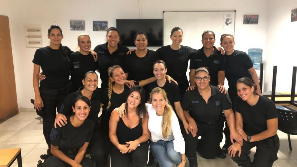 Las Juntas de Calificaciones deberán incluir a, al menos, una mujer de titular