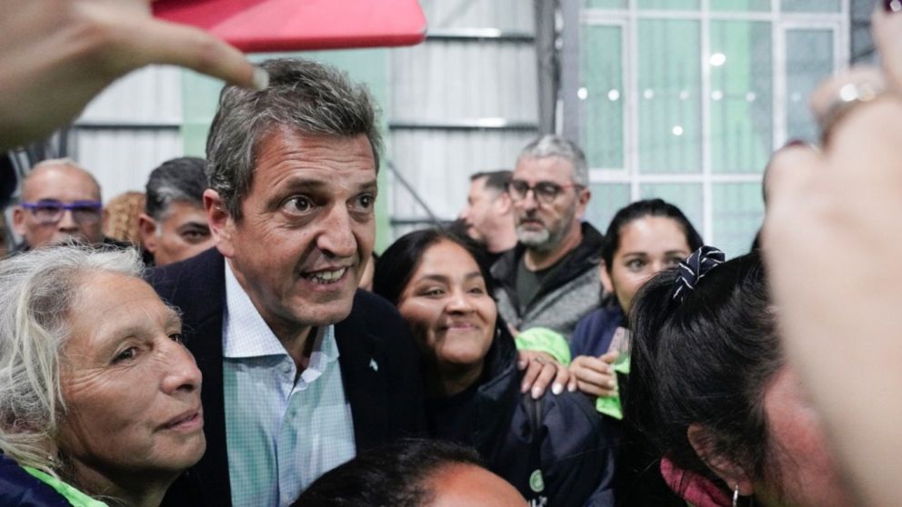 Massa: "No puede haber un Presidente que niegue el cambio climático"
