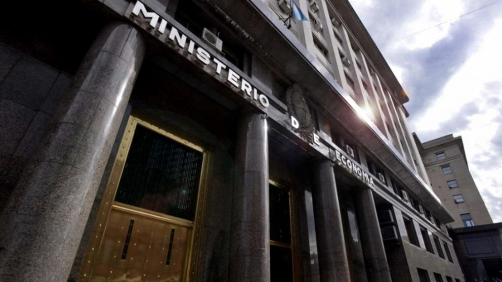 Finanzas consiguió el refinanciamiento más alto del año