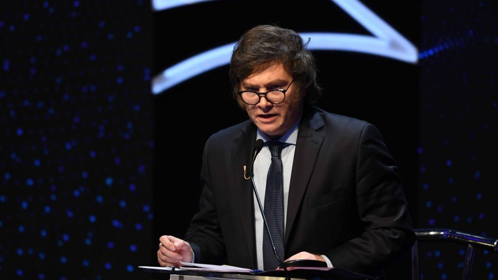 "Hay algo que no funciona en el medio que genera un montón de corrupción", sostuvo Milei sobre el sistema de donación