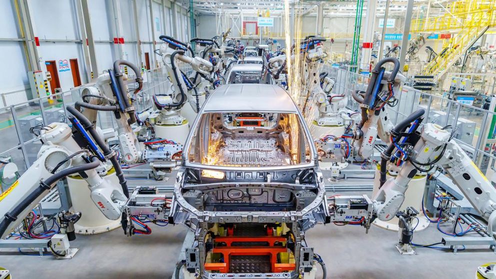 La Comisión Europea puede tomar medidas en el transcurso del proceso si lo considera necesario