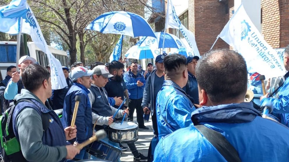 Los trabajadores no recibieron atención a sus reclamos y por eso decidieron tomar medidas de fuerza.