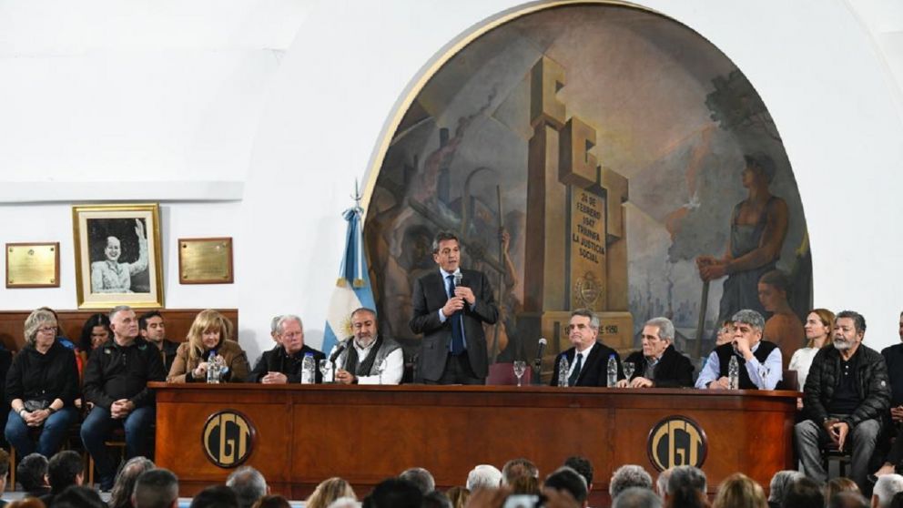 La CGT, entre la celebración por Ganancias y el debate por el salario mínimo