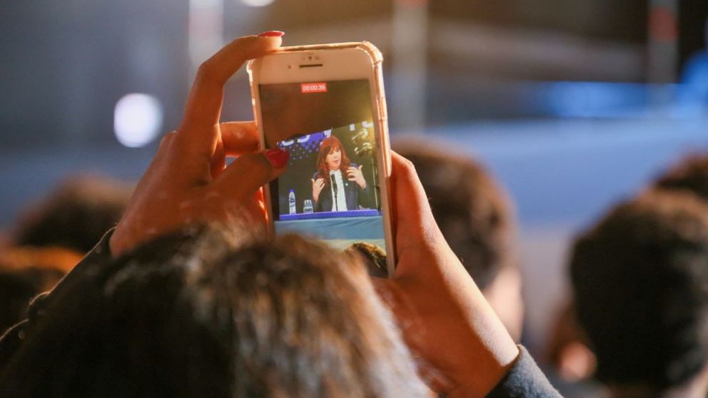Cristina Fernández de Kirchner habló en la UMET.