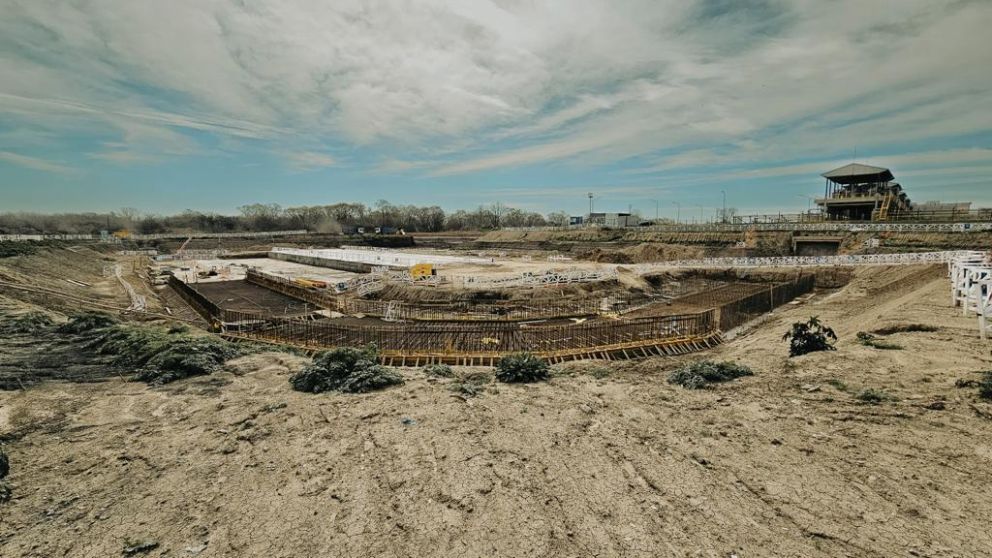 Avanza la construcción de la megaobra "Sistema Berazategui" para mejorar el sistema cloacal