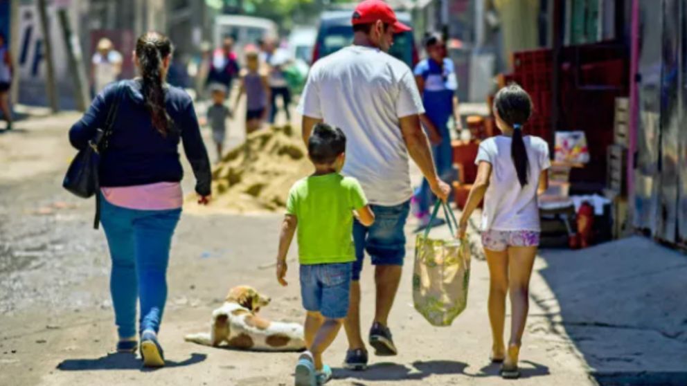 Por el fuerte salto de la Canasta Básica, 27% de los porteños son pobres