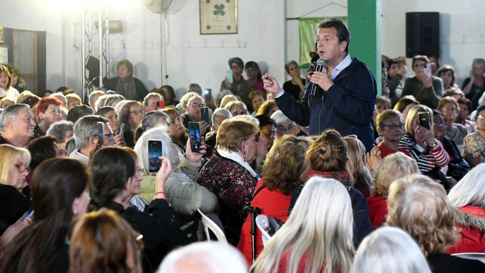 Bono de $45.000 para beneficiarios del PAMI, una de las medidas anunciadas