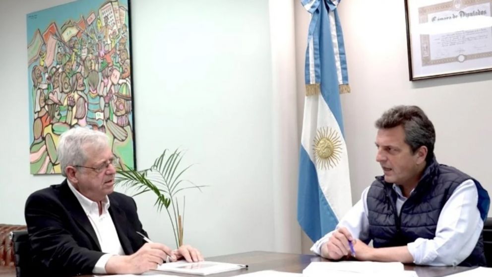 Massa postergó para fin de mes los tres pagos de julio al FMI