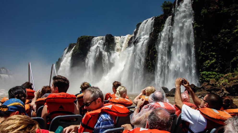 Turistas en el Parque Nacional Iguaz�