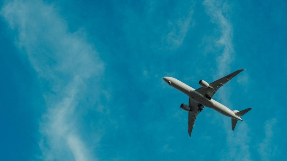 Francia propone gravar a las low cost para luchar contra la contaminación