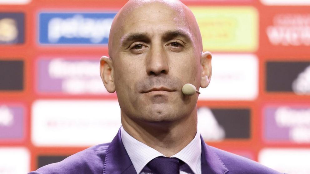 Luis Rubiales rompió el silencio después de la sanción de la FIFA