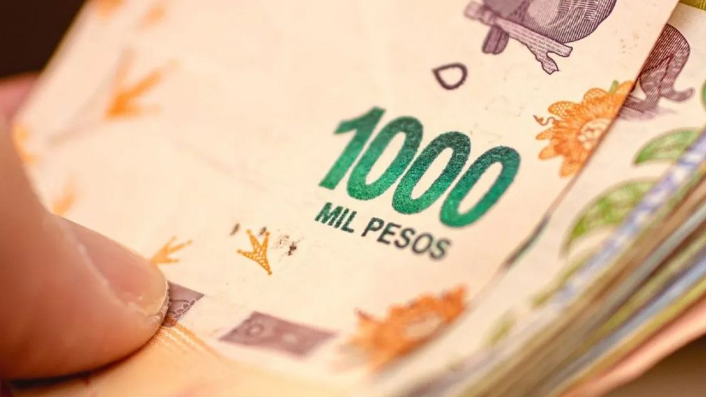 Multarán a las empresas que no paguen el bono de 60 mil pesos