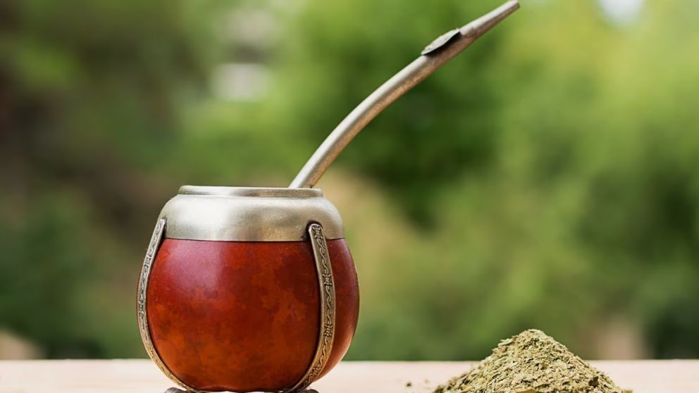 Los beneficios de beber mate: brinda energía y no tiene calorías