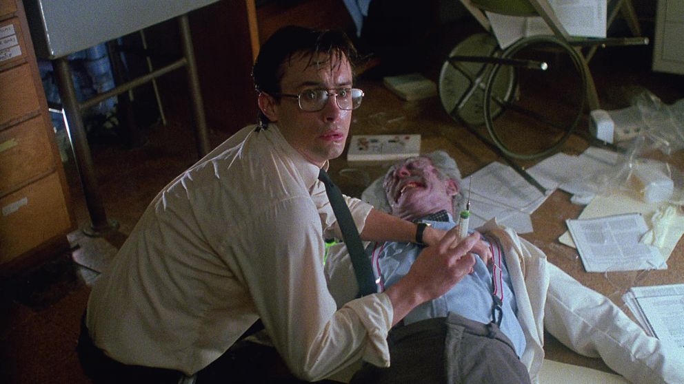 Re-Animator, joya de humor gore a cargo de Stuart Gordon