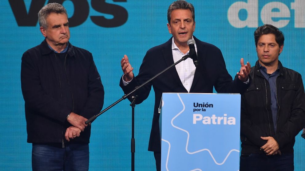 Massa en el búnker de UxP