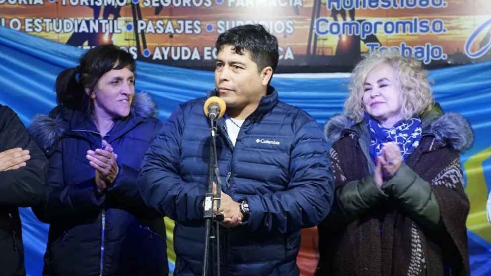 Vidal se imponía en una elección histórica