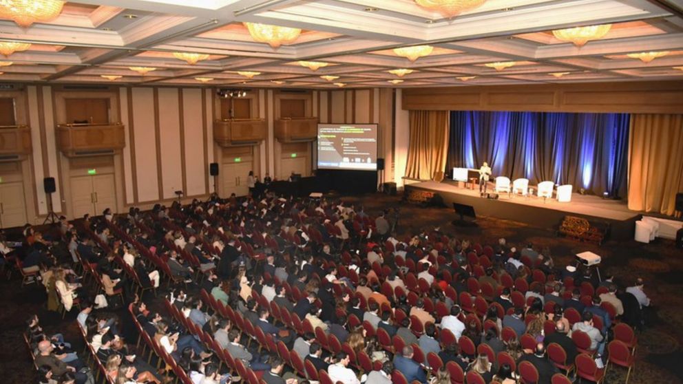 La agenda de los 3 días contará con más de 10 Workshops y 50 Speakers.