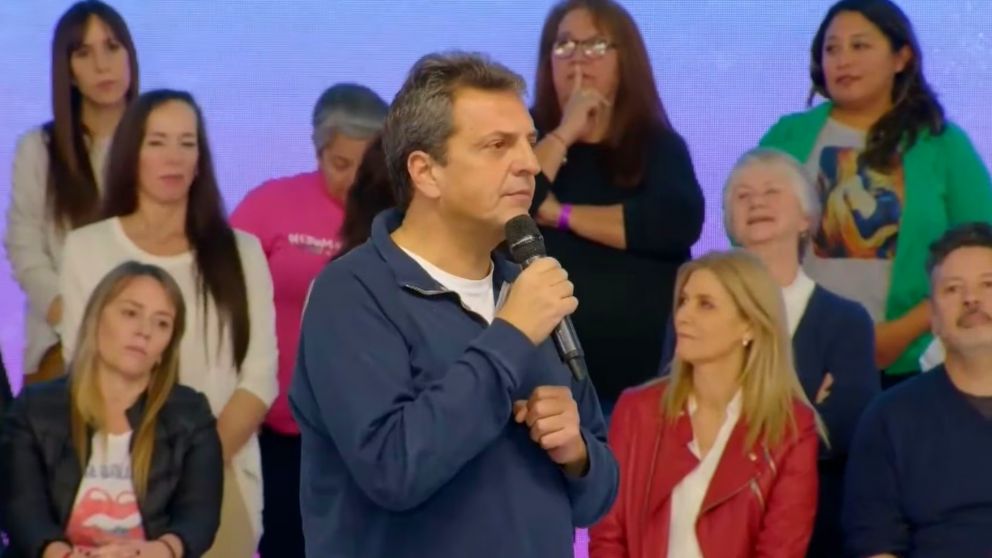 Acto de campaña en Merlo