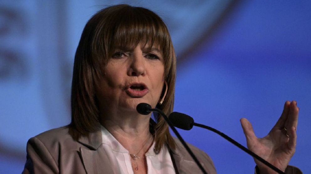 Dirigentes de UxP apuntaron sus cañones contra Bullrich