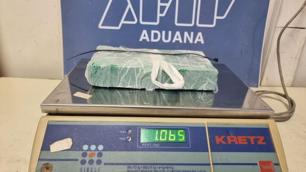 El paquete tenía una imagen que suele identificar al cartel vendedor
