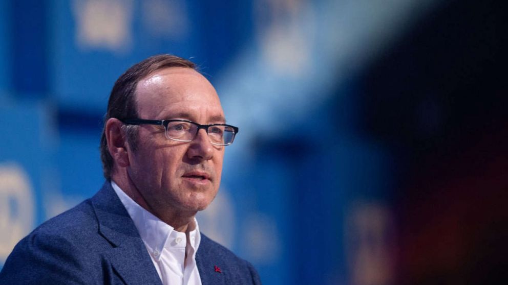 “Estoy enormemente agradecido al jurado", dijo Spacey frente al Tribunal